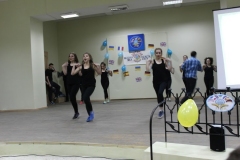 39.-90990424_400590730