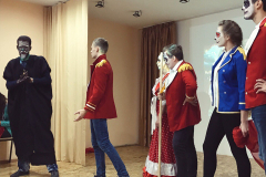347_72iLua8eJBM